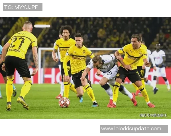 世界杯激战尤文图斯与多特蒙德0比0平局补时瞬间引爆全场激情