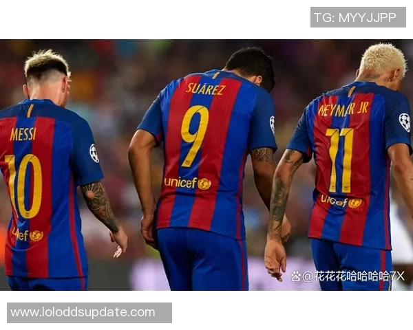 中超精彩对决巴萨与曼联战成平局帽子戏法点燃全场激情